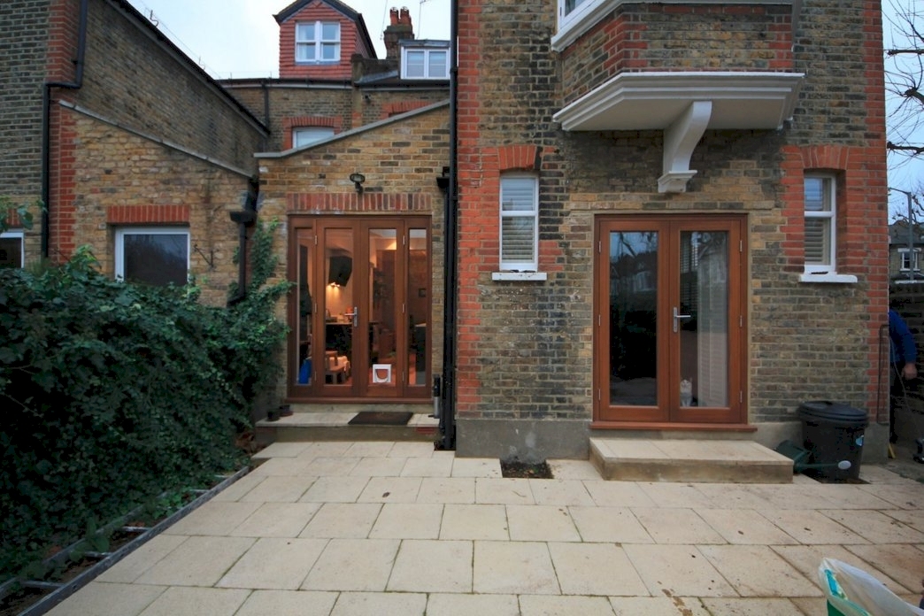 Small side return kitchen extension in Putney, London